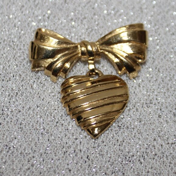 Vintage Avon "I Love You Grandmother" Bow and Heart Pin - Picture 4 of 9